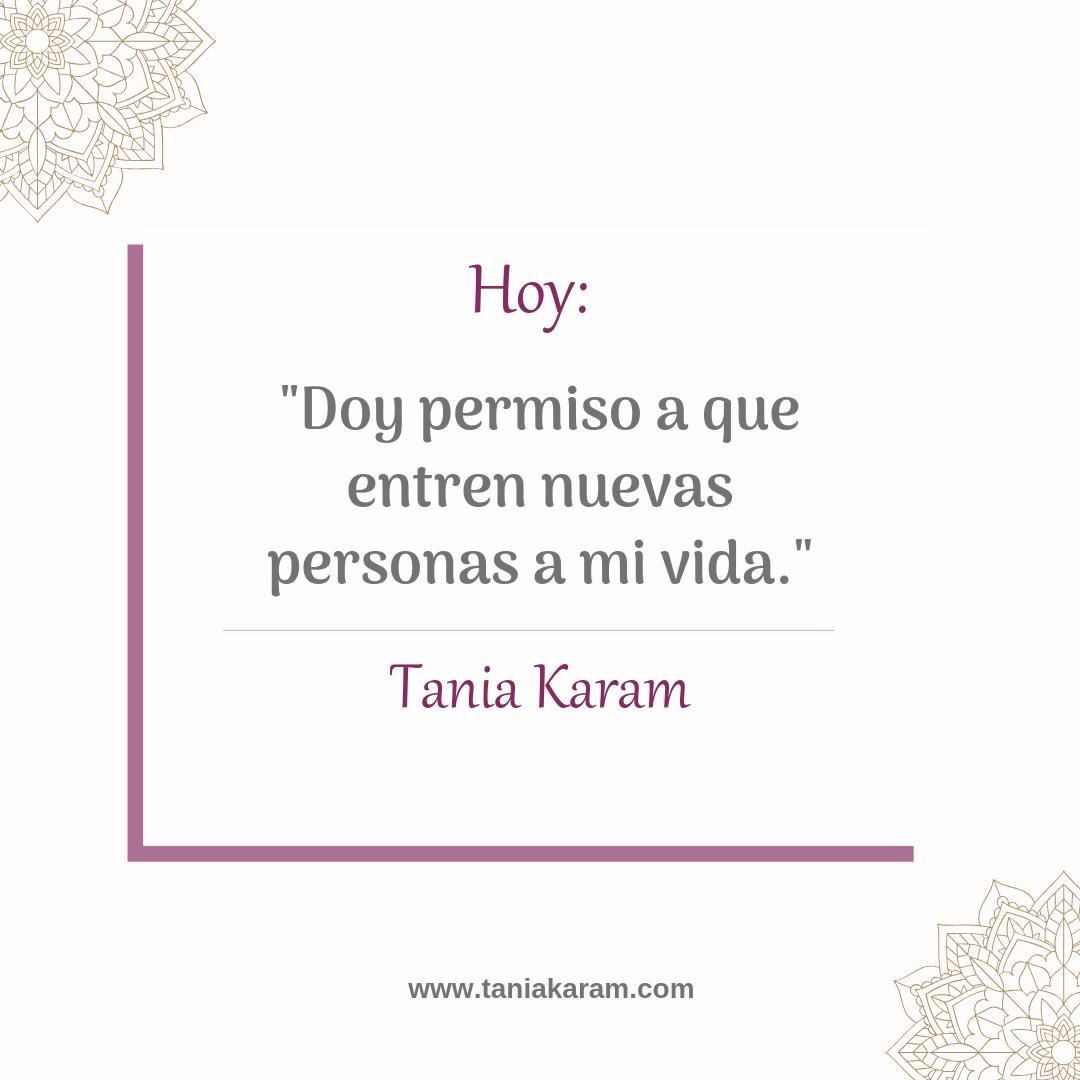 Me doy permiso de atraer  nuevas personas a mi vida para mi mayor aprendizaje y exploró nuevos retos. 
#taniakaram #aprendizaje #nuevosretos #exploro #mecomprometo ✨👏🏼💫🧡💙💜