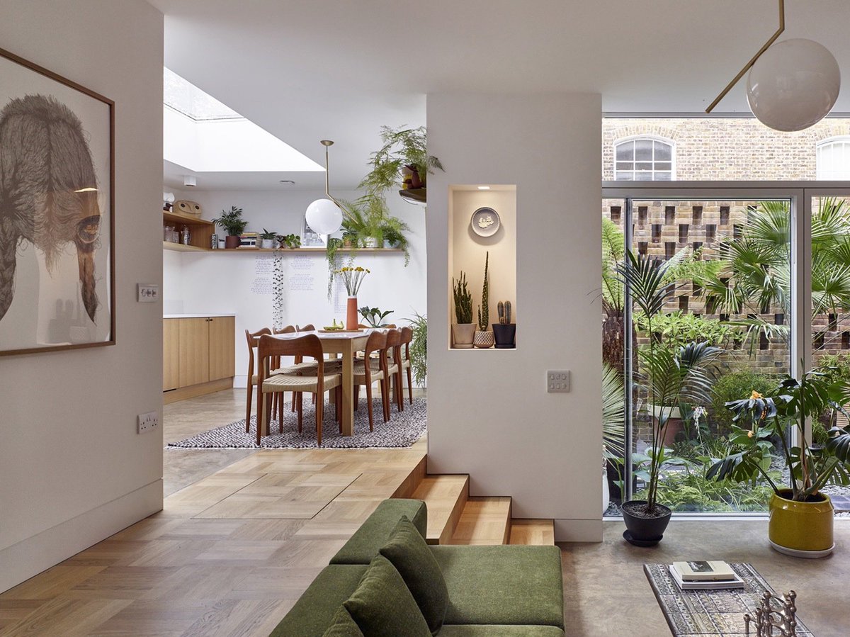 apartmentlovin's tweet photo. @Parcherdesign  transforms domestic garage into green oasis and home for family living in London: https://t.co/Pxx5tkzG2s https://t.co/CY3DxXi8bJ