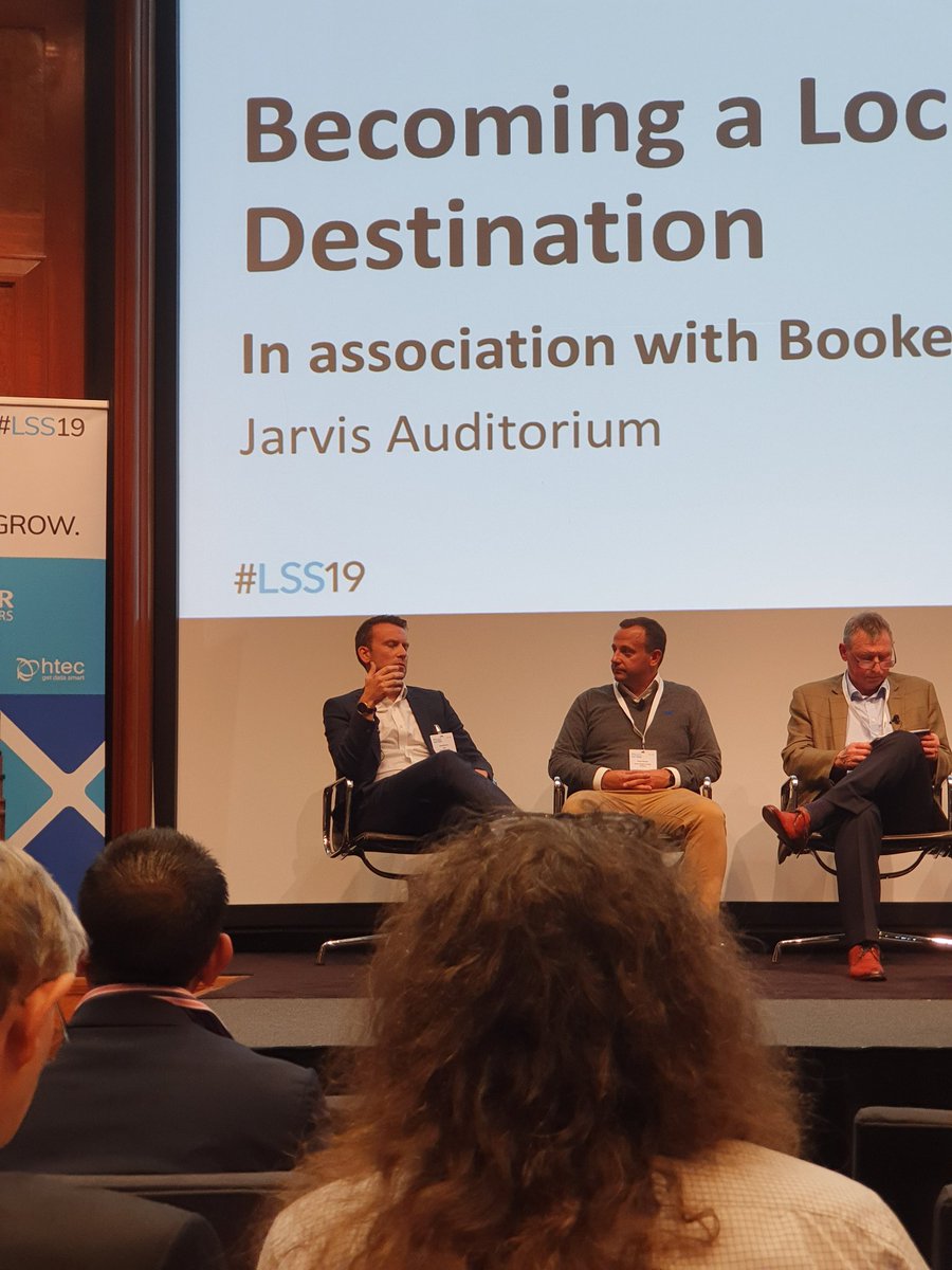 TamaraBirch's tweet photo. "A quick win is looking at how your store looks like to a customer from the outside." @gregdeacon questions whether retailers would want to take a selfie outside their stores at #LSS19, in association with @BookerWholesale https://t.co/BPsjGQkdGA