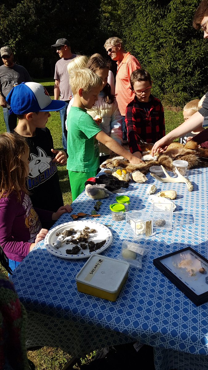 hogey79's tweet photo. @maitlandvalley We had a great time on Sunday at the #fallcolourtour Thanks for hosting such an educational event. Ps. The address on the advertisement for this event led us to Donnybrook trailer park, not the Nature Centre, but we eventually found the right spot https://t.co/75jYh4zmjd