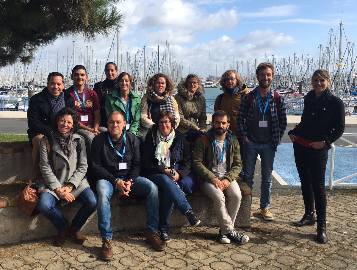 fabrice_sbr's tweet photo. The Roscoff crew & alumni @SBRoscoff attending the 5th national conference on environmental genomic in La Rochelle @INEE_CNRS @Inra_France #AD2MLab https://t.co/x9QWKFgyVI