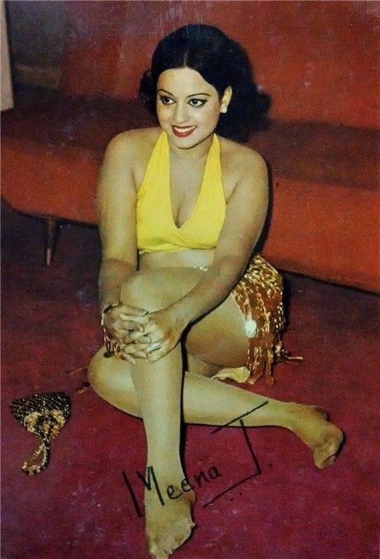 BollyMemories's tweet photo. #MeenaT #BollywoodFlashback https://t.co/eY1pmmV8rs