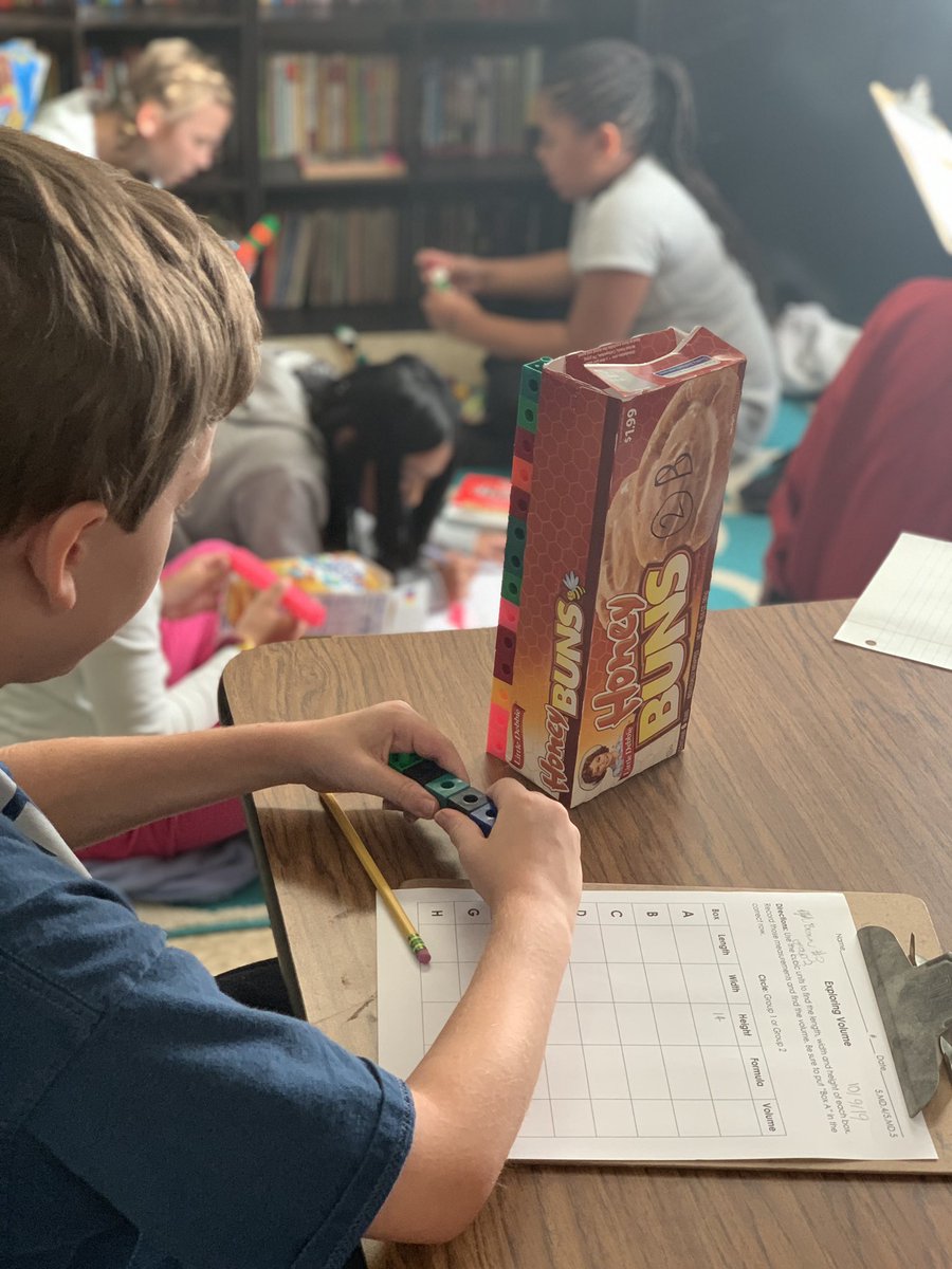 blwright2nd's tweet image. Exploring volume using cubic units with our everyday food choices. @meadowlarkws