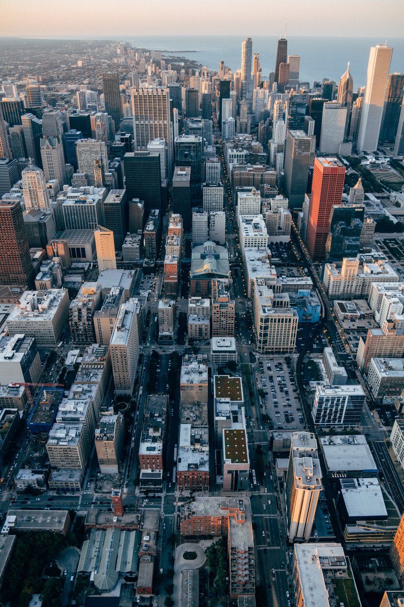 itsryantweets's tweet photo. Gettin griddy🚁🏙 #Chicago https://t.co/BBugeeb4cQ
