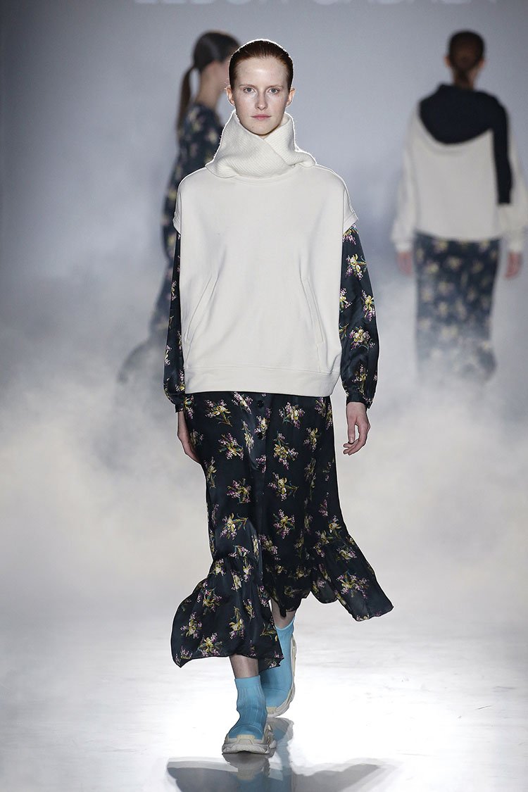 Merging sports and the city defines our new FW19/20 collection. #leborgabala #leborgabalaFW1920 #catwalk #fashionshow #autumn #winter #cool #knitwear #color #fashionstyle #womenwear #FW1920 #fallwinter