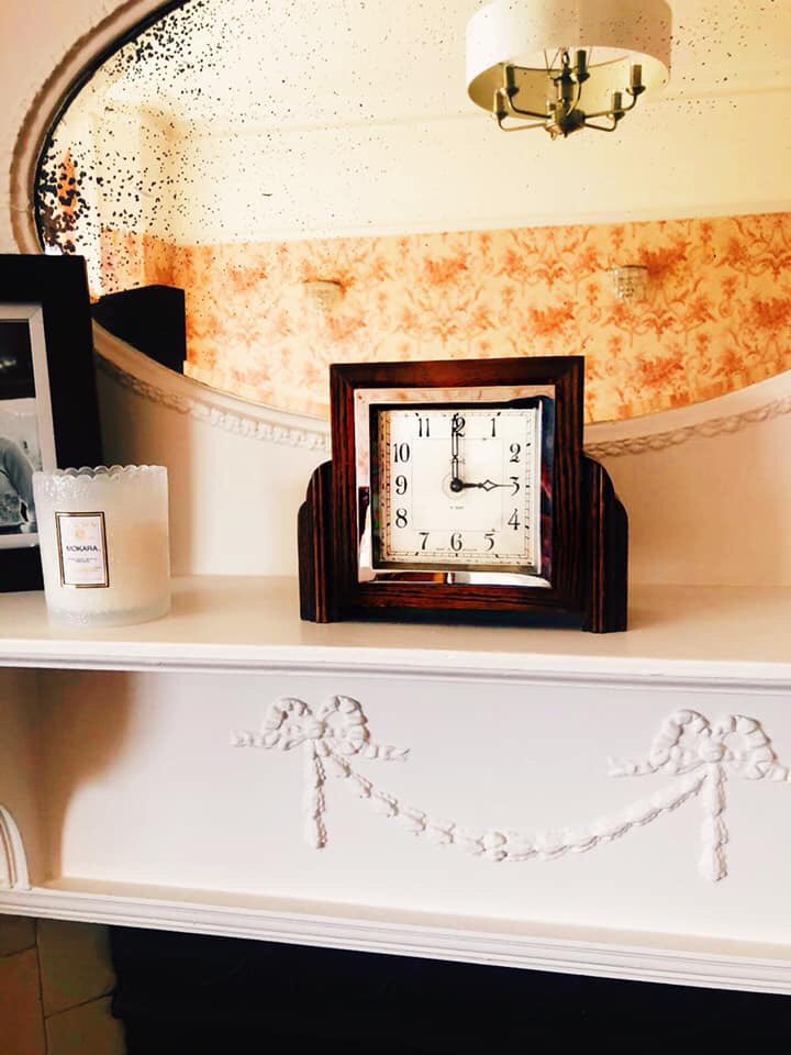 FortheLoveofRe8's tweet image. Mantelpieces all around Britain will be envious when they see this beautiful Smiths 8 day Art Deco timepiece featured on yours! And it’s in full working order.
£40 #retro #retroclocks #clocks #artdeco