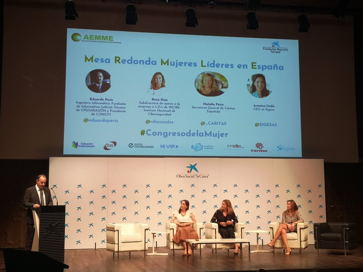 eduardoperis's tweet photo. Esta mañana he participado en el II #Congresodelamujer, que ha tenido lugar en el @caixaforum de #Madrid, moderando la mesa "Mujeres #líderes en #España" https://t.co/0H7LszI6Yn