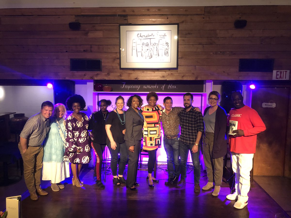 SanderiaFaye's tweet photo. #litnightdallas @SanderiaFaye @LitnightDallas We had a blast. Join us on November 12 when we celebrate  professors that publish stories and poems https://t.co/YacDSRZTMu