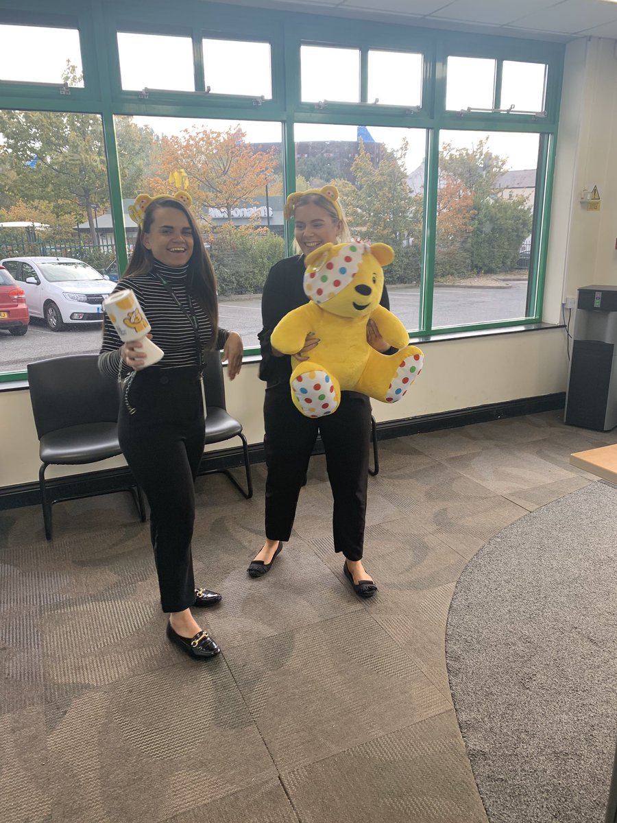 Getting in the Pudsey spirit at U813 🐻🤩 <a href="/_meishaford/">Meisha</a> <a href="/Bethan_BM/">Bethan Burgon Mayne</a> <a href="/U8Aidan/">U8Aidan</a>