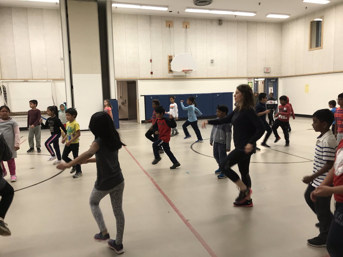 crescent_town's tweet photo. Thanks @moveedge for a great two days of student and teacher workshops - transforming the way teachers teach and students learn! #wearecrescenttown @HPE_TDSB @TDSB_Arts https://t.co/xLrmcGhhZe