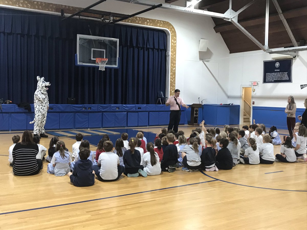 RESRyeNY's tweet photo. Thank you to the Rye Fire Department for coming in today to teach our students about fire safety!
#ResPride
#BeAPhoenix https://t.co/5laZ3vX7dZ