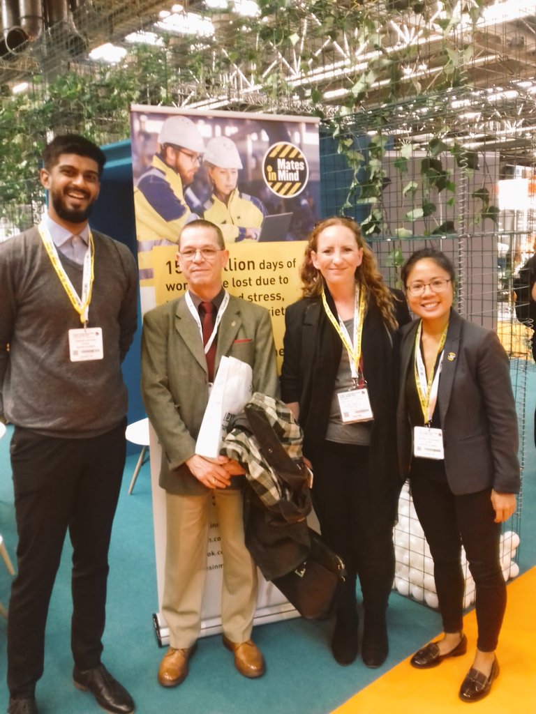 Excellent day <a href="/UK_CW/">UK Construction Week</a> with our students! Great to see <a href="/MatesInMind/">Mates In Mind</a> and <a href="/TRADA_/">Minecraft Dao（Oct Mint）</a> Here's a snap of some of my students and fellow #womeninconstruction and our pals <a href="/MatesInMind/">Mates In Mind</a> <a href="/GCCABE/">GCCABE</a> <a href="/Gloscol/">Gloucestershire College</a>