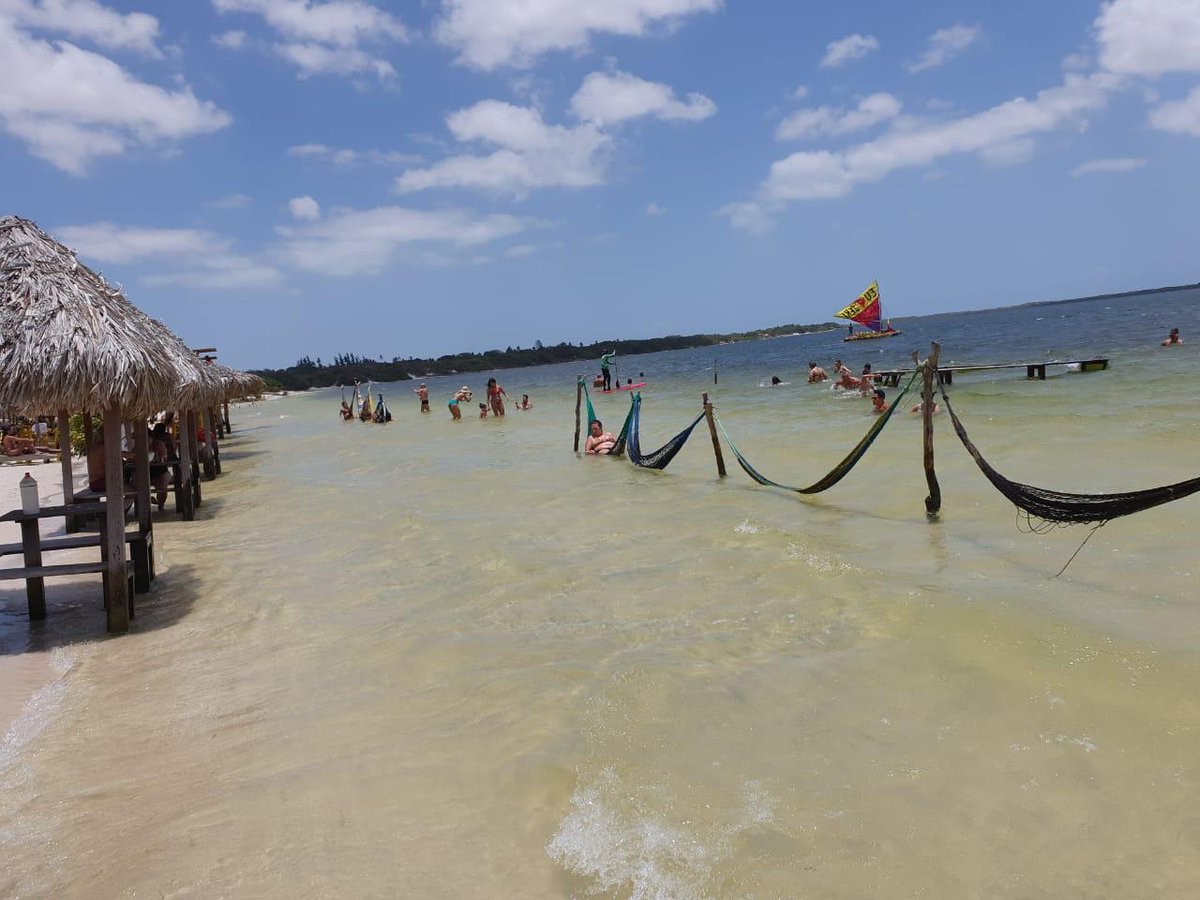 Stephane97310's tweet photo. @Nesly_Nefertiti Fortaleza vacances d'un ami 😞😭😭😅😆 https://t.co/M2QgC64Ksz