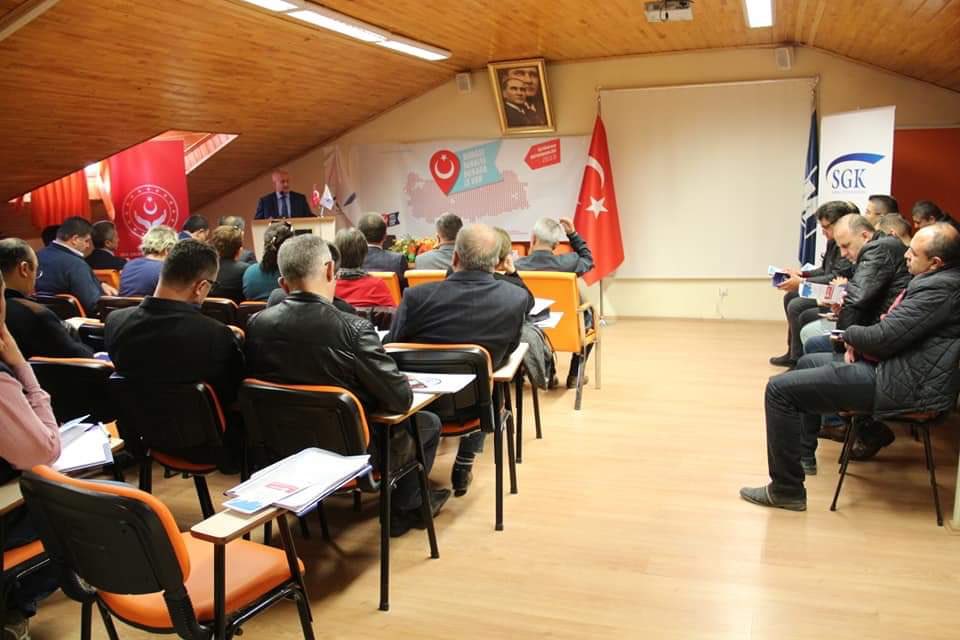 2019 İstihdam Seferberliği çalışmaları kapsamında, Burdur Çalışma ve İş Kurumu İl Müdürlüğümüz ile SGK İl Müdürlüğümüz tarafından “İstihdam Seferberliği ve Sağladığımız Teşvikler” konusunda işveren temsilcilerine bilgilendirme yapıldı. #burasıTÜRKİYEburadaİŞvar