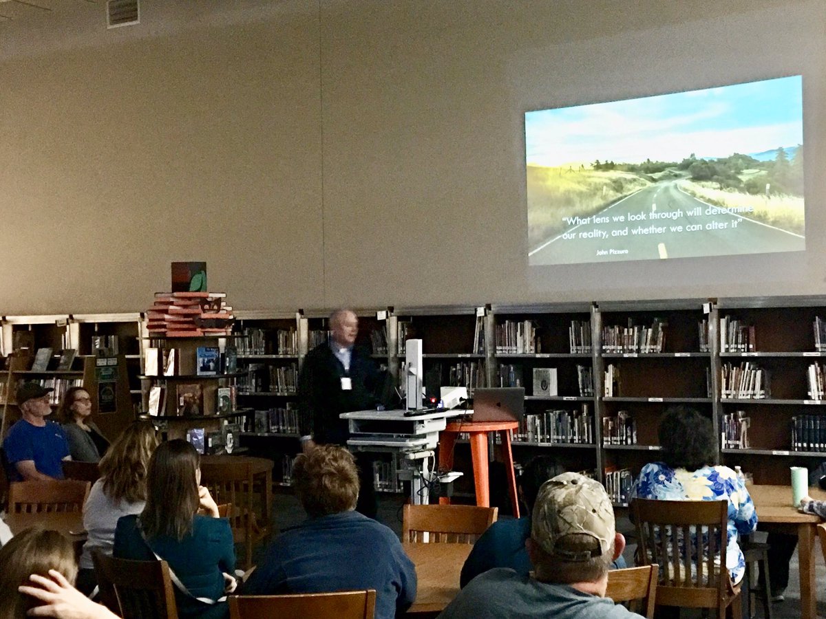 NSP_TechCrimes's tweet photo. Thank you @fpsnebraska Middle School for welcoming @NEStatePatrol Inv. Darmento into your school last night to talk to parents about phone settings to monitor/control activity and social media dangers for students It was almost a standing room only crowd! #FremontNE #NSP17 https://t.co/eQEAsnB2T6