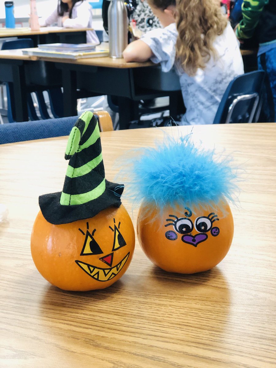 What a spooky surprise for the morning! #bearshine