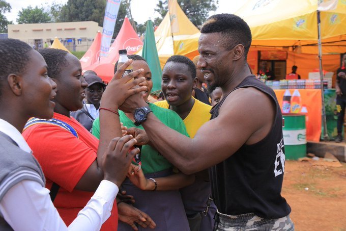 newsUMA's tweet photo. Even @GololaMosesOfUg Has come Through🤣, Kati now Oba for you where are you??? #UgTradeFair19
Entrance:5K
Date:Oct2-10
#ExhibitSellNetwork https://t.co/braMCRgHp0