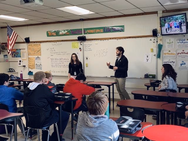 BrilliantCFES's tweet photo. #CFESFellow Brett McClelland and #CFESFellow Mallory Carpenter talk with 7th graders from @BeekmantownCSD about #mentoring using characters from the @Avengers, @Stranger_Things and the @Patriots as examples. https://t.co/qAmUBTXzcT