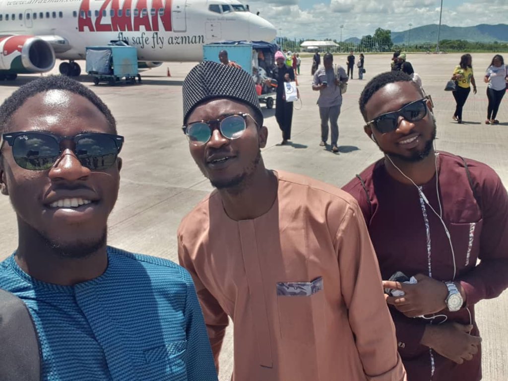 Mosope_id's tweet photo. Abuja are you ready in Falz voice #DOB19 https://t.co/xoeeXttZE9