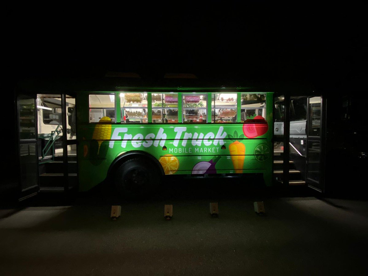 BHA_CCECR's tweet photo. Congrats to @FreshTruck on their newest mobile market which will help in their mission of bringing healthy affordable food to #Boston neighborhoods including many BHA sites! ๐ฅ๐ฅ๐ฅฆ๐
#FreshestInBoston #HealthyBHA #Food4All #BOSfoodAccess https://t.co/XOg61SNlJ3