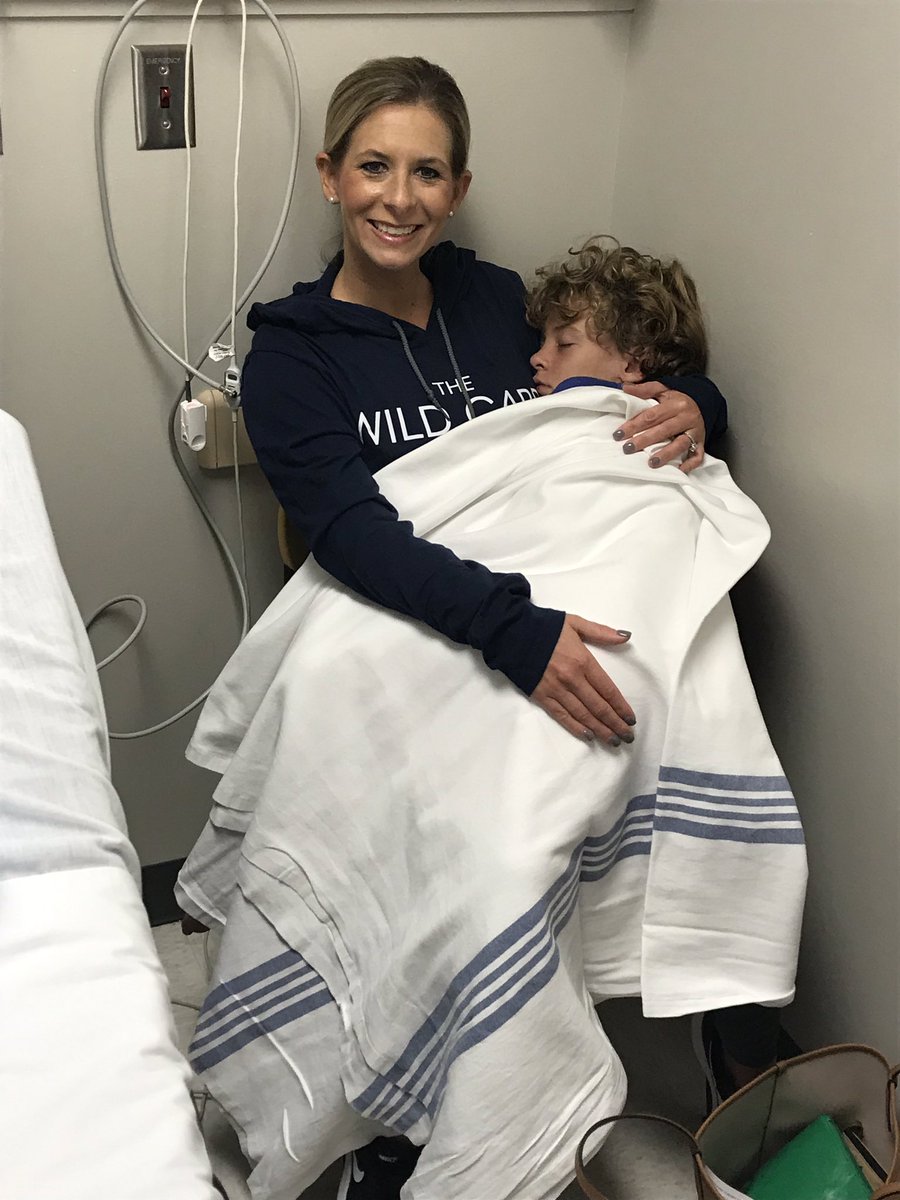 wmkhwilliams's tweet photo. Not a fun way to start Fall Break~but so thankful to have the next few days to cuddle with Sully Man! No More Strep! Peace Out Tonsils and Adenoids! So thankful for everyone that covered him in prayers! #sullyman #forevermybabyboy #mommasboy https://t.co/OIpDwjCe3Q
