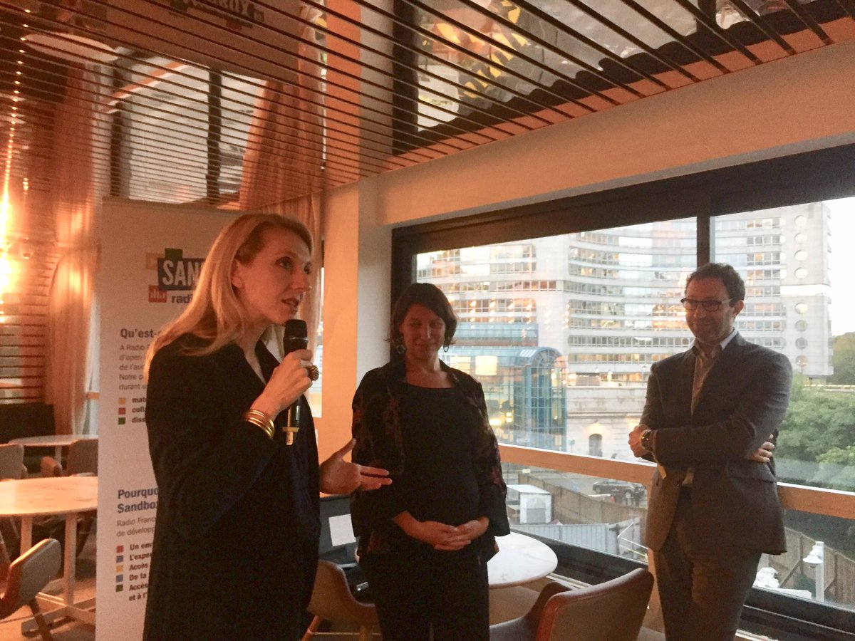 waynote_'s tweet photo. Importante journée de rencontres pour les startups du #sandbox @radiofrance hier à @MediasEnSeine magistralement organisée par @RFnvx @AdeBvg @mattbeauv
🚗😎🔆Quelle chance d’avoir embarqué @SibyleVeil pour un trip démo #waynote de #Nice à #Monaco #CotedAzurFrance @MaRegionSud https://t.co/2JMITFCdoT