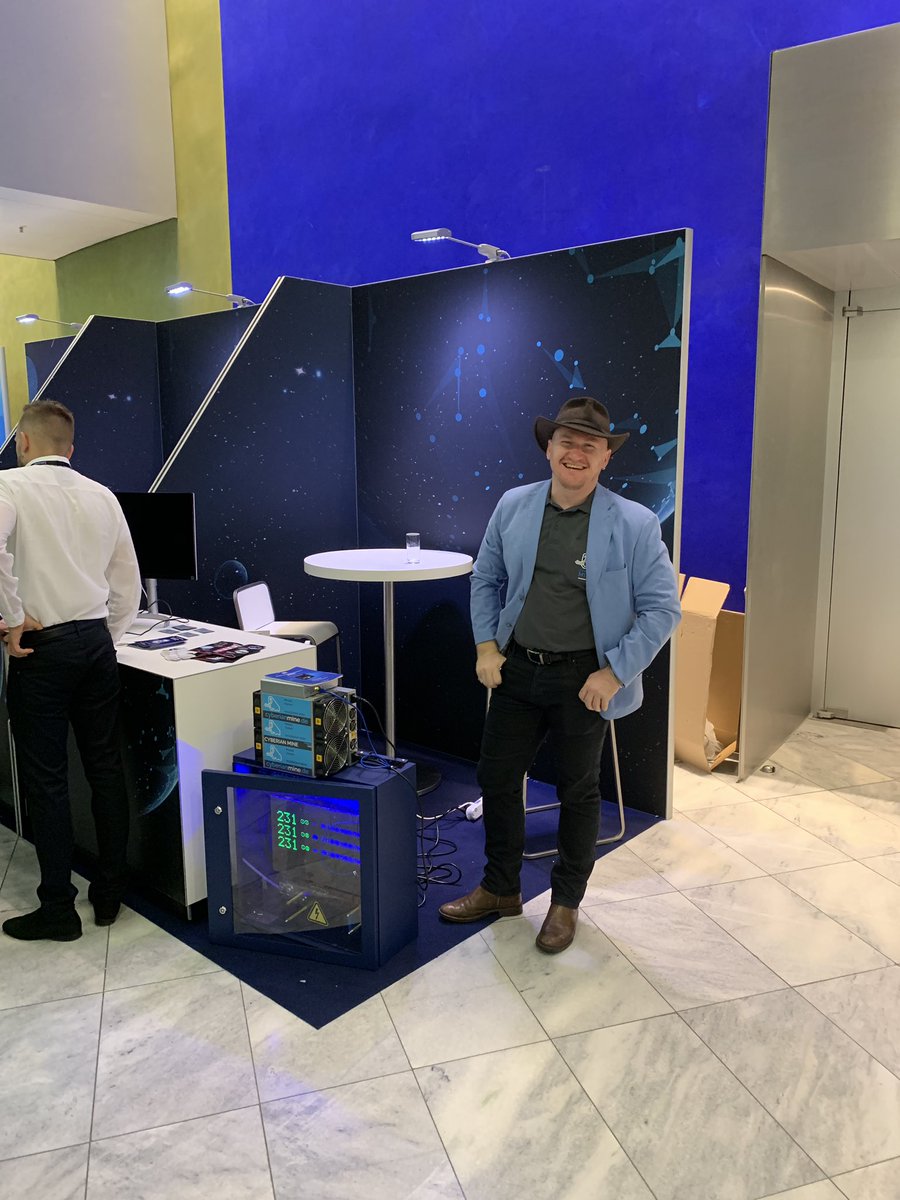 JlandRasmus's tweet photo. If you happen to be near Frankfurt these days, then drop by our booth and say hi😃
#worlddigitalminingsummit #WDMS #miningconf #bitmain #bitcoin #cyberianmine https://t.co/evHYN9bD2Y