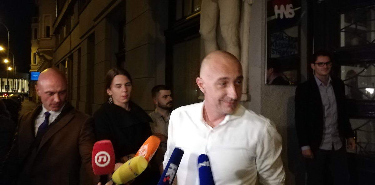 Ivan Vrdoljak, <a href="/HaeNeS_/">HNS</a> : „Ako u proračunu za 2020. ne bude novca za povećanje koeficijenta složenosti poslova učitelja za 4%, izlazimo iz <a href="/VladaRH/">Vlada Republike Hrvatske</a>.“ <a href="/hrtvijesti/">HRT Vijesti</a>