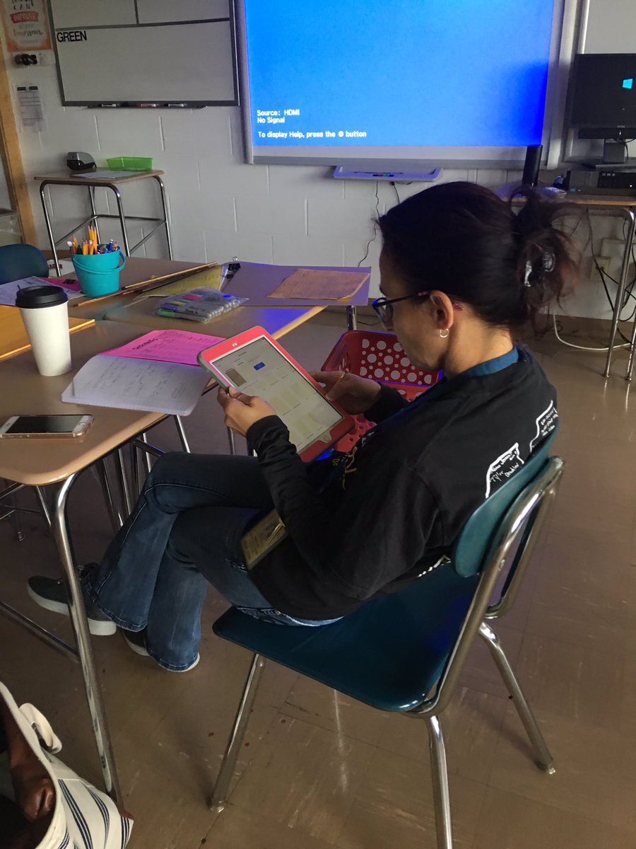 TracyFerlito's tweet photo. Trying out Sketchnotes at #APTransforms @AverillParkCSD @gcouros https://t.co/mRNBFVoQRP