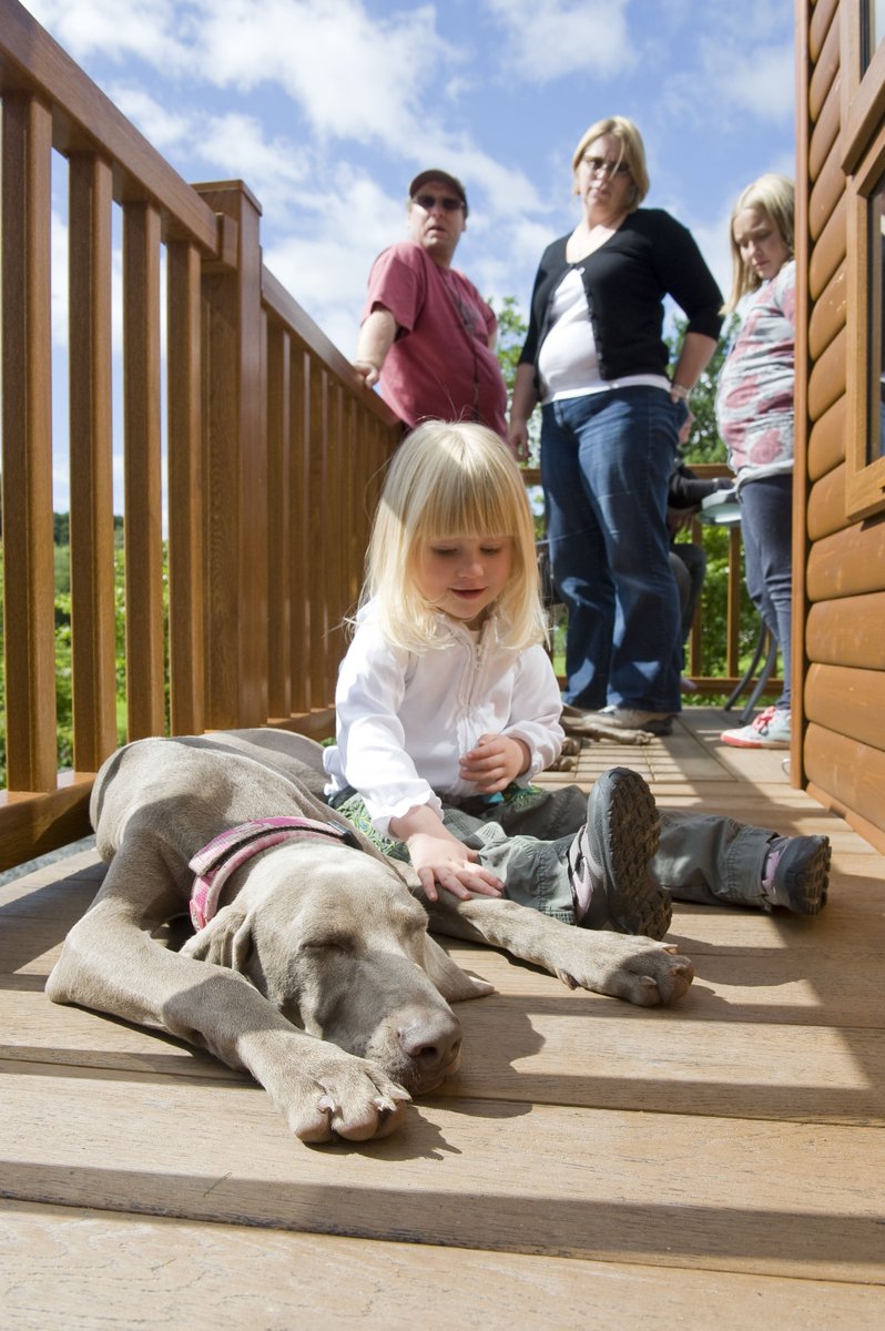 TheUKCCA's tweet photo. Visitors to Northern Ireland’s holiday park and campsite sector stayed 132% longer and spend 134% more than the national tourism average. https://t.co/HoYopkAi4U https://t.co/jV69waeNVd