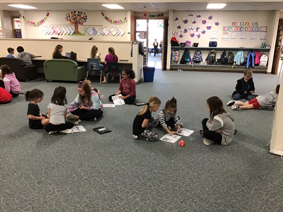 AprilsKinders's tweet photo. So excited to meet our Lineville Math Buddies and plan a dice game! 🎲 #MathBuddies https://t.co/kVX0sD1yge