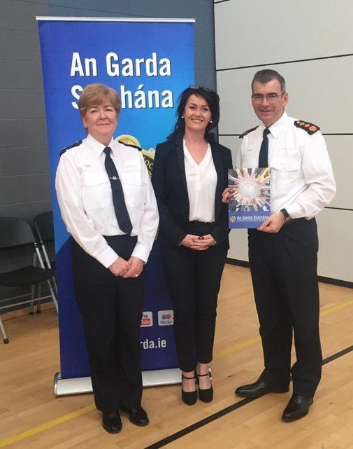 AgeFriendlyIrl's tweet photo. We are delighted to be collaborating with An Garda Siochanna on their Diversity Strategy and Implementation Plan 2009-2012. Our Chief Officer @cmcguigan1972 pictured at today's launch with Commissioner Drew Harris & Asst. Commissioner Orla McPartlin. #Diversity #CombatingAgeism https://t.co/1ORTK4l5lJ