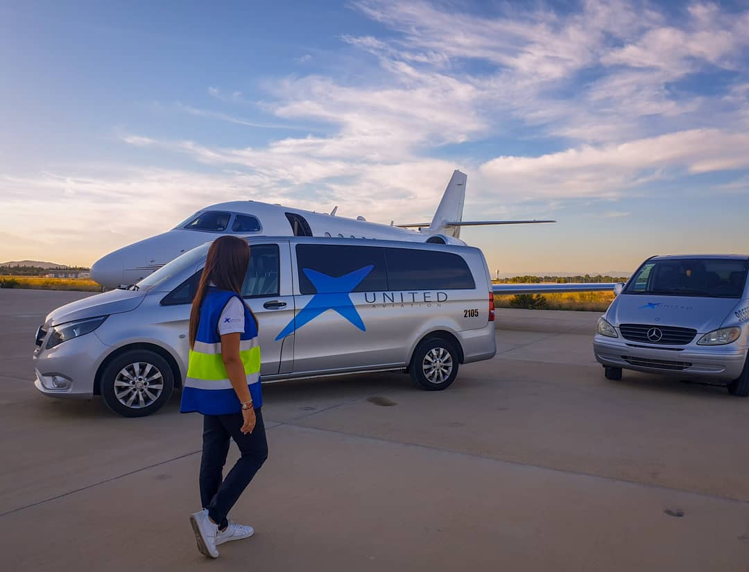 unitedaviation1's tweet photo. The United Aviation VLC team today #handlingthesky with a @netjets Citation Latitude.
#bizjet #vlc #cessna #citationjet #onlynetjets #spain #WeLoveOurWork #rentajet #textronaviation #unitedaviation #avporn #aviation4u #flyprivate #handlingagent #luxurylifestyle #vip #united https://t.co/uoHeptSp3e