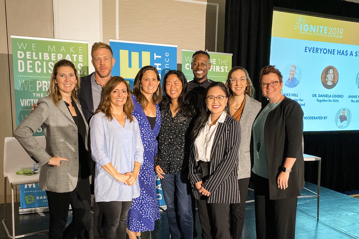 Darkness2Light's tweet photo. We believe in the power of your story— it is unique, it matters, and it deserves to be heard. 💙 Thank you so so much to @missingkids @together4girls @jedfoundation and @elliotcarlyle for the inspiration this morning! #ItTakesCourage #IgniteBOS #socialmediamarketing https://t.co/a3cNtHbkIe