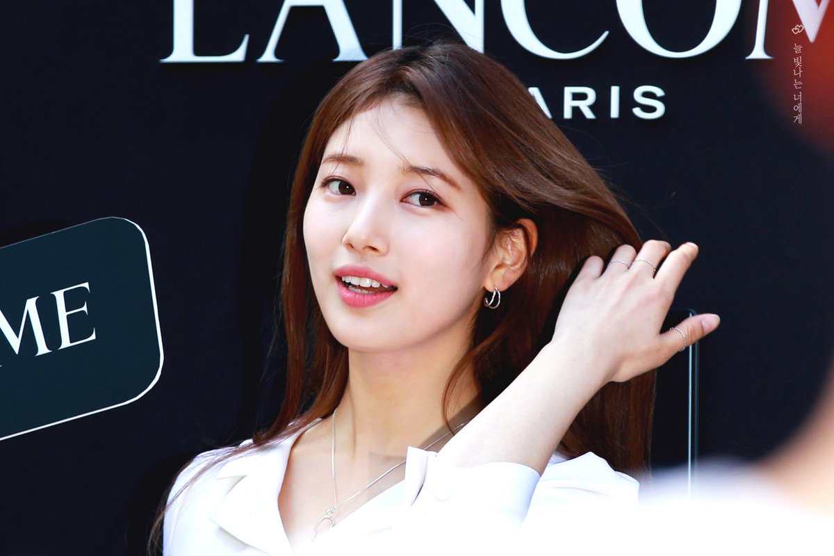 Always_941010's tweet photo. ❤️🐶ʜᴀᴘᴘʏ sᴜᴢʏ ᴅᴀʏ🐰❤️

#수지 #배수지 #SUZY
#HAPPYSUZYDAY
#10월의선물수지야생일축하해
@Suzy https://t.co/Wn2qKd6hpV