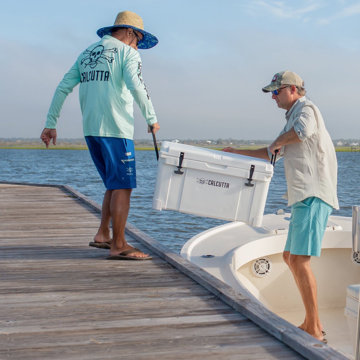Our Journeyman High-Performance Apparel is now available online! 

Constructed from lightweight quick dry fabric, the Journeyman series of clothing will keep you cool and comfortable during long days on and off the water.

Shop the Collection:ow.ly/sXZ350wGxyL