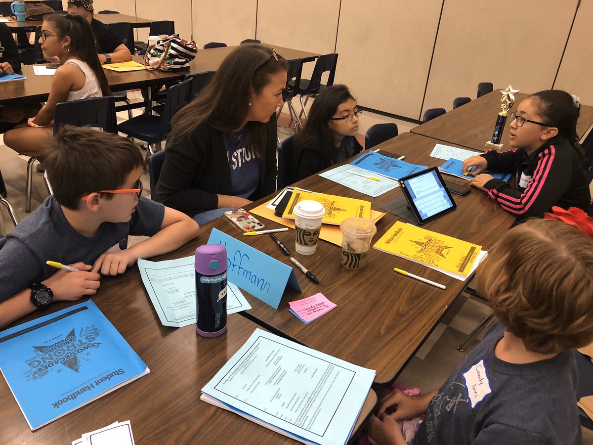 ashr317's tweet photo. Student Council officers discussing leadership skills!!! @NISDHoffmann @NISD #LRU2DecadesStrong #WeLeadTX https://t.co/NQSHYaO7o0