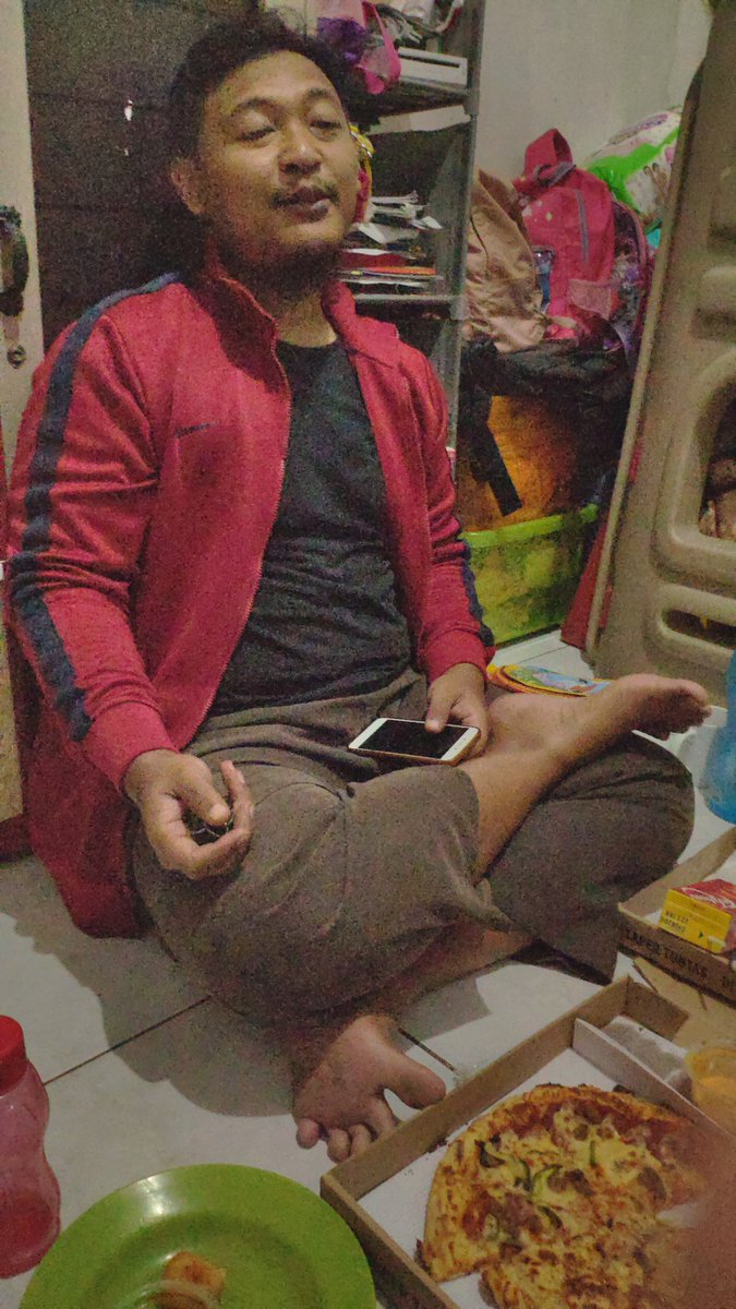 dimampirin bocah antah berantah