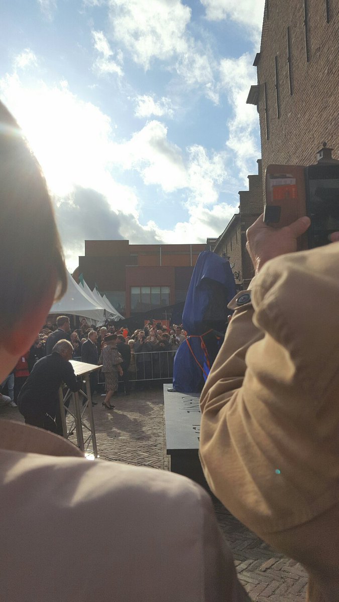 Vandaag ben ik bij de onthulling van het monument Willem van oranje geweest erg leuke dag!