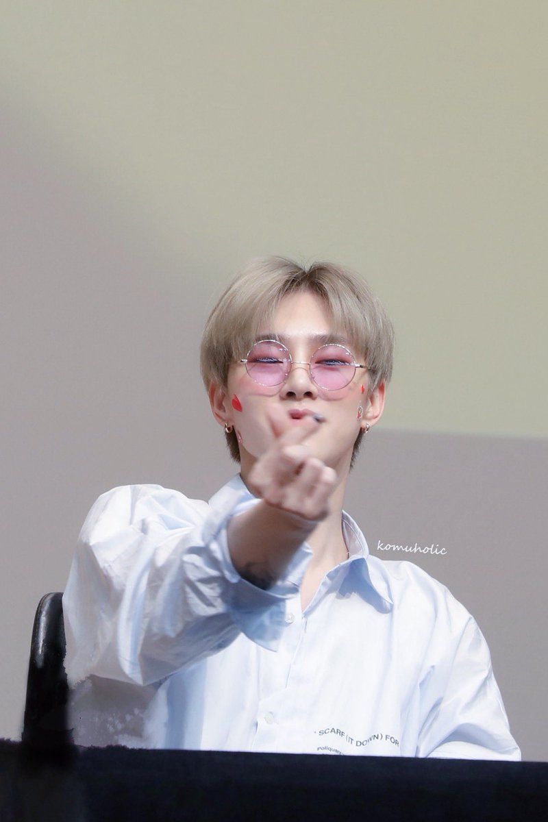 KOMUHOLIC🐰 tweet media