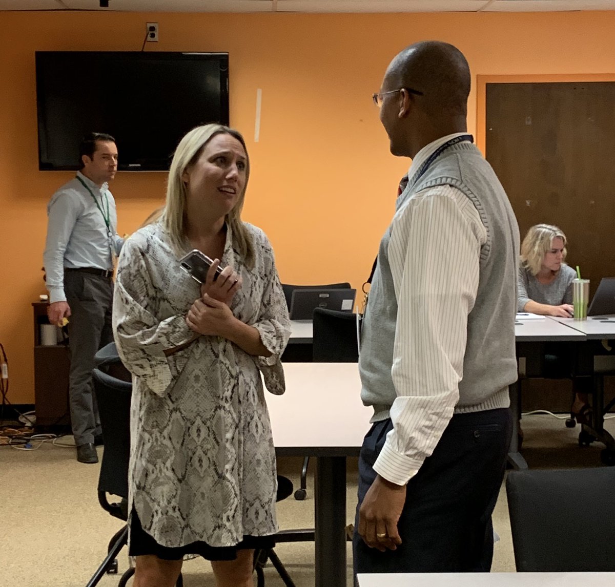 TraciWestonHCPS's tweet image. So proud of HenricoCPS leaders who walk the talk every day.  Day 2 of the assistant principal learning series led by @AThompson_HCPS &amp;amp; supported by division leaders &amp;amp; university partners @llhughes @BTeigenHCPS #changeagents #AllLearners  #HCPSPLL #whatworks
