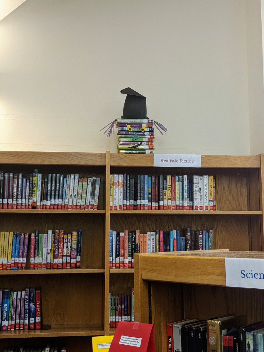 Oooo be careful! There are some new friends in the Learning Commons checking things out!! #mymisdreads #dowellms