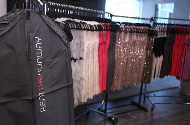 MySizeInc's tweet photo. Our CEO @ronenlu spoke with @gabrielabarkho of @Observer about Rent the Runway’s logistic and shipping problems, offering advice on how to avoid disruption in supply chain operations. Read it here: https://t.co/vdotVQtFUm and learn about #BoxSize here: https://t.co/gCD3fRkBRy https://t.co/f3sLlcM63q