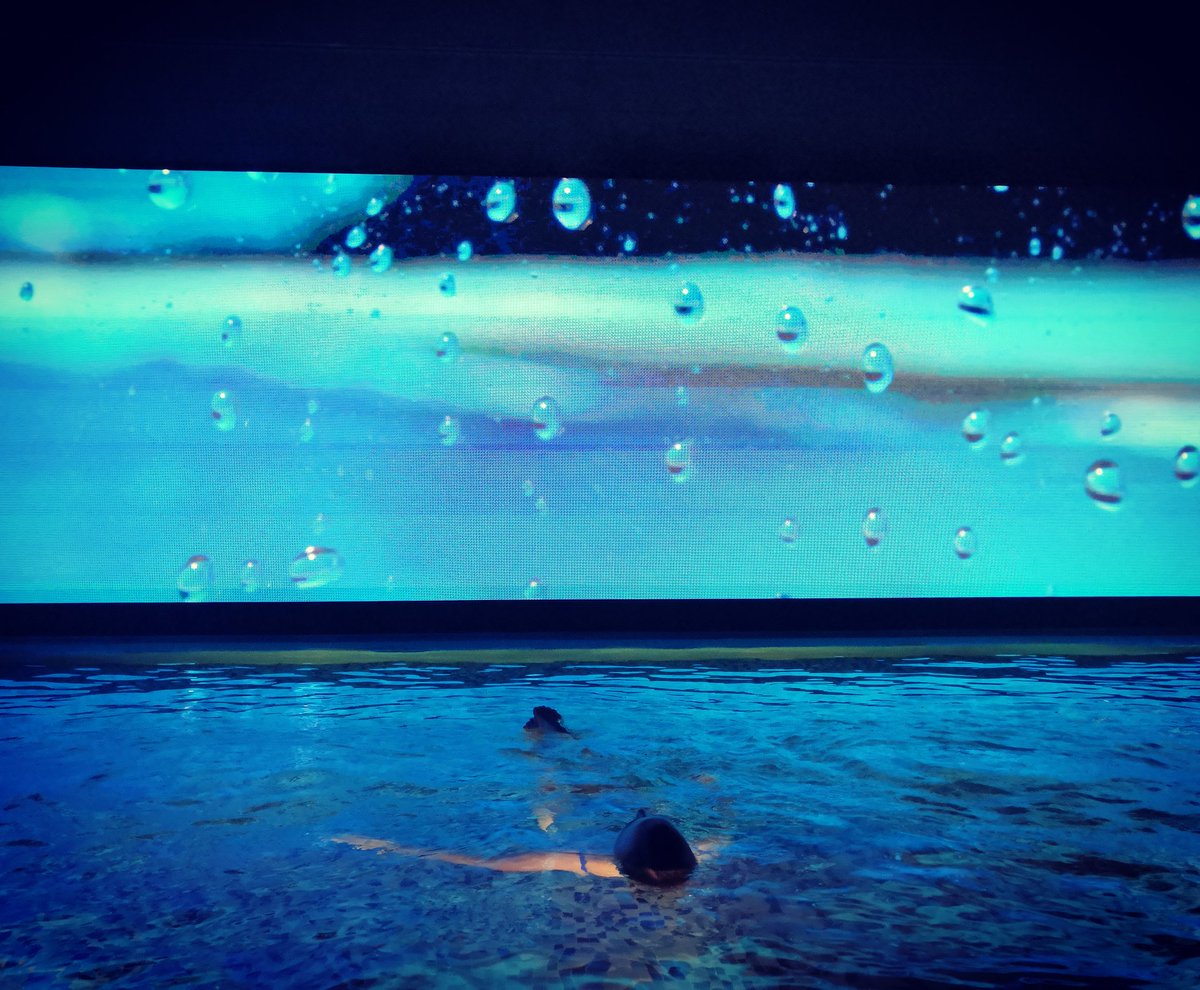"This is where we'll all have to spend our holidays if the planet gets messed up." <a href="/Red_Christine/">Christine Reddell</a> at the virtual spa. 🇰🇷