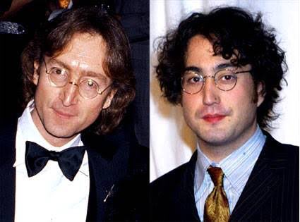 Como si fuera nombrado en argentino John Lennon y Sean Lennon nacieron el mismo día 
Happy Bday to the greats 