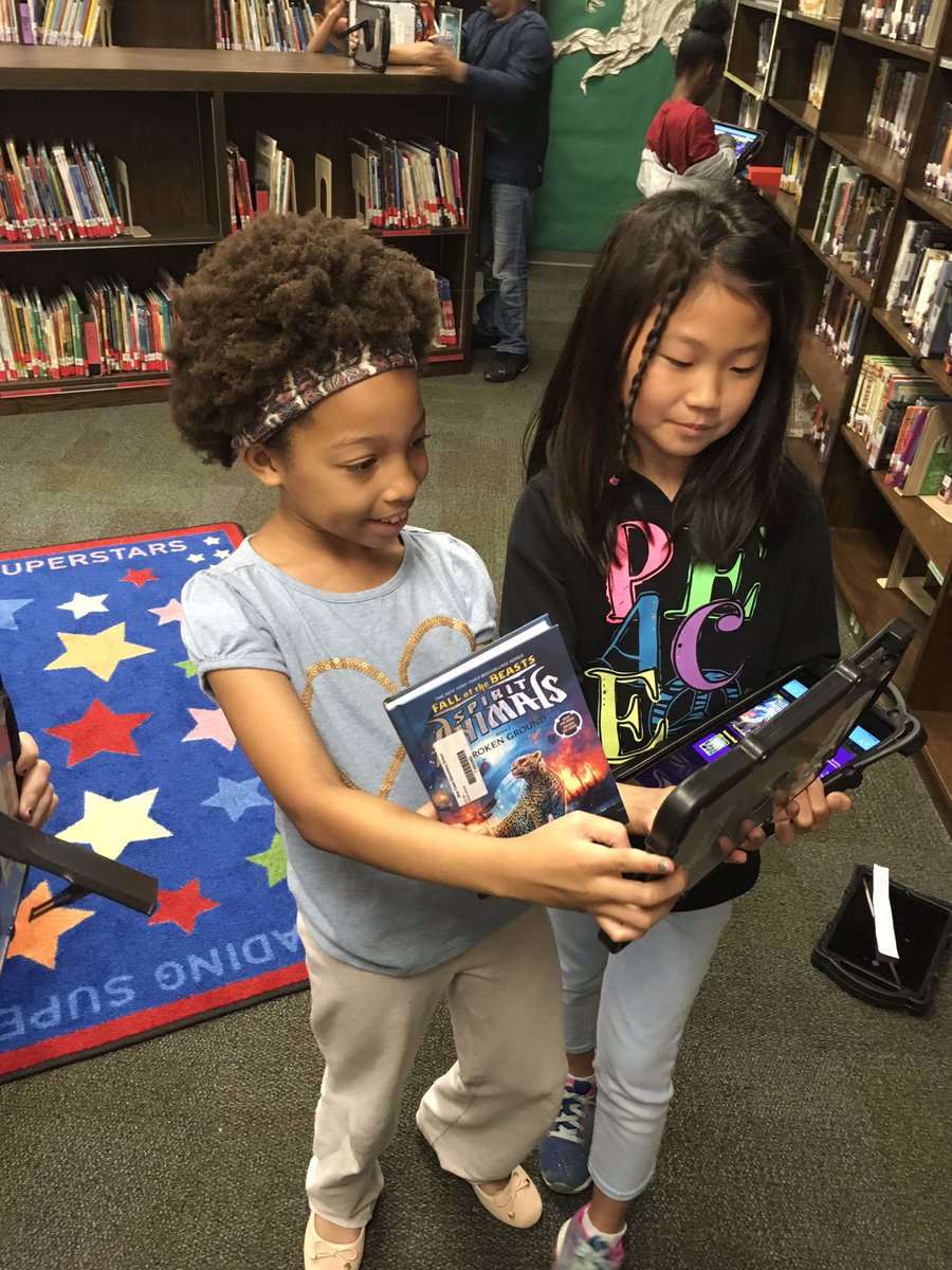 Students #learning how #DestinyDiscover can help them locate a book in the Bear Cave #teambce #gcisdreads #gcisdlibs <a href="/MissMMcCarty/">Morgan Clynch</a> #bookshelfies #shelfie #selfie #elementarylibrary #learningcommons