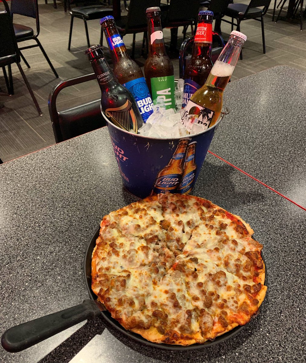 It’s the best day of the year!! INTERNATIONAL BEER AND PIZZA DAY! What better place to celebrate than Mama’s Pizza?!