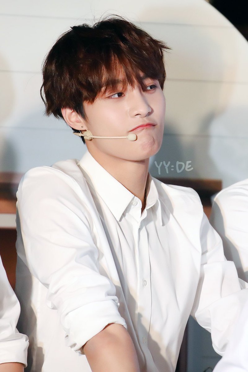 #6: YANGYANG POUT. YANGYANG BABEY.