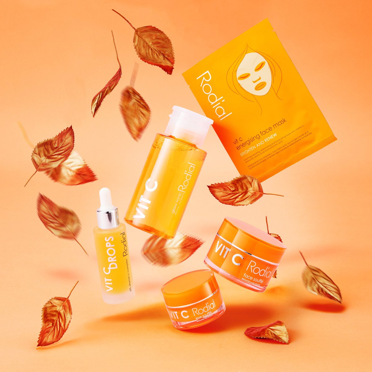 A fun gravity-defying shot I styled for <a href="/ShopprsDrugMart/">Shoppers Drug Mart</a> featuring <a href="/rodialbeauty/">RODIAL</a>. #shoppersbeauty ✨🍂🍁🍂✨