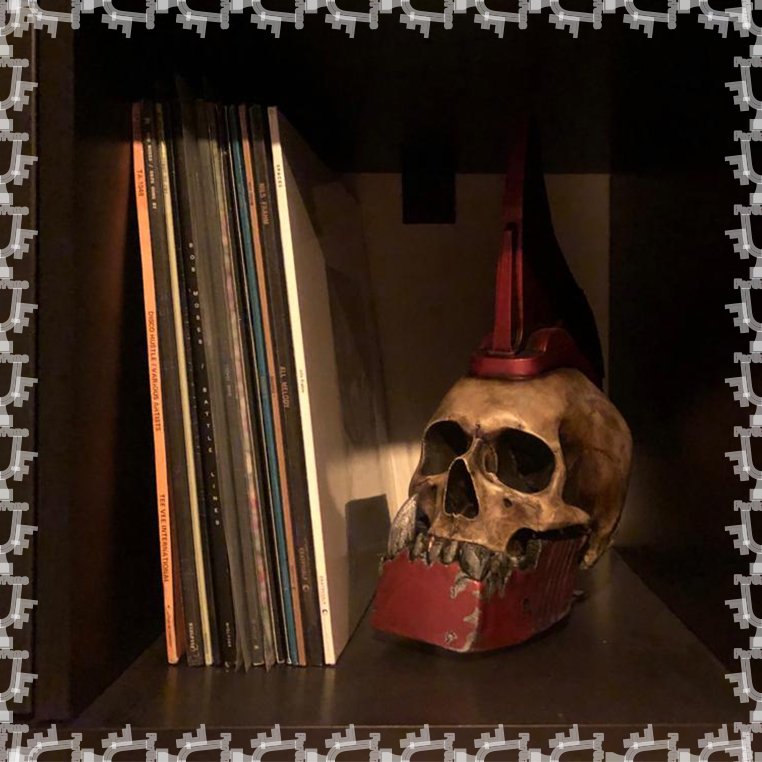 forurfans's tweet photo. Our music collection is full of everything from Rock to Soul to House to Country! But we love listening on Vinyl the most! What are you a #Fan of? #WhereMyFansAt #WhoRUrFans #ForUrFans #FanAppreciation #AppreciateYourFans #ShowTheLove #SpreadTheLove #Appreciation #Community #Fans https://t.co/iW74beYhSj